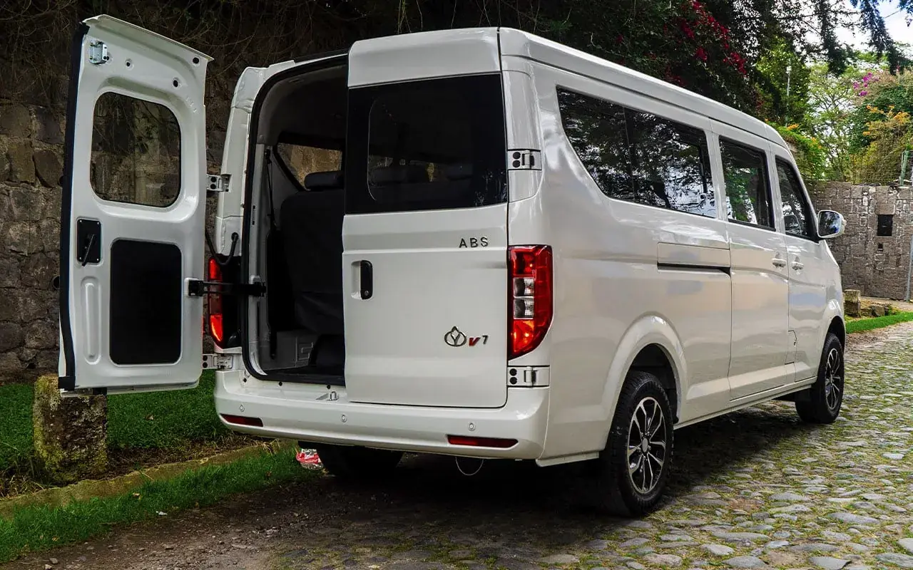 V7 Furgón Cargo miniatura 6